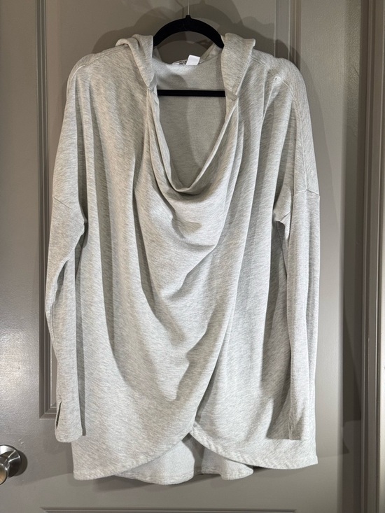 Athleta Tops - Athleta - cloud soft - Light Gray Draping Pullover Sweatshirt